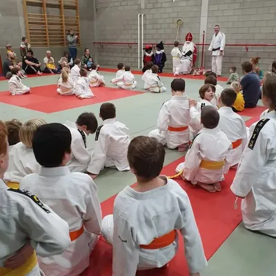 Er hangt iets in de lucht… 🤔✨